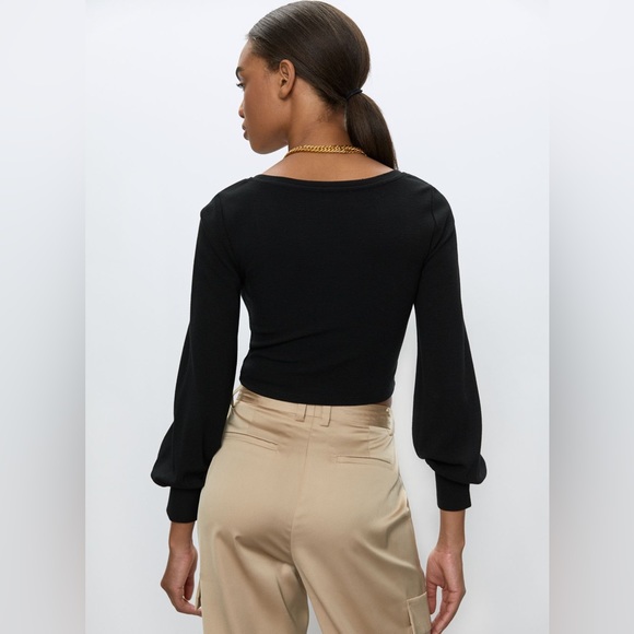 Aritzia Babaton Paxton Cuffed Longsleeve Black Low Scoop Neck Cropped Top Blouse - Picture 2 of 15